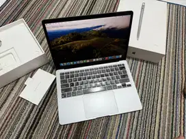 Macbook air m1 2020 mulus 90% fullset