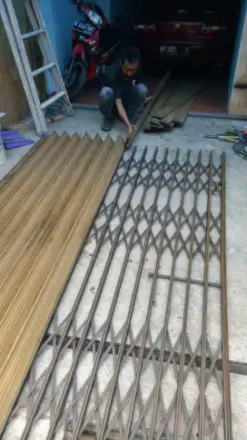 SERVICE/PASANG BARU ROLLING DOOR