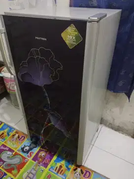 KULKAS POLYTRON PR16 MULUS BEKU DINGIN