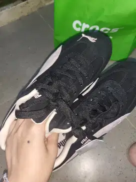 Sepatu puma premium