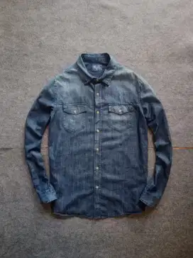 Kemeja denim GET USED size L