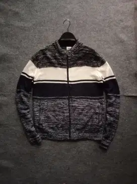 Jaket rajut NII size M