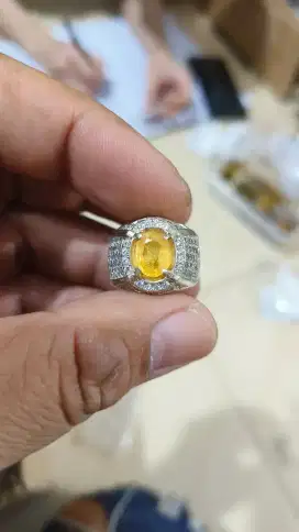 Natural yellow sapphire