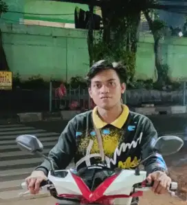 Cari loker yang ada mess nyahh