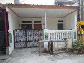 KONTRAKAN RUMAH TAHUNAN