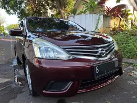 Nissan Grand Livina SV 2014 AT