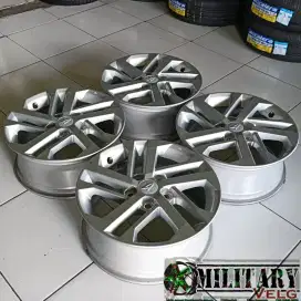 OEM Daihatsu New Terios R16