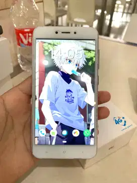 Xiaomi Redmi 4X Ram 3/32gb hp dan kotak