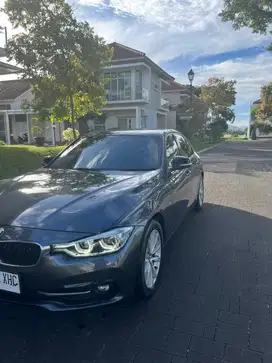 BMW 320i 2016 Bensin