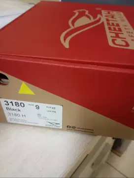 Dijual Sepatu Safety