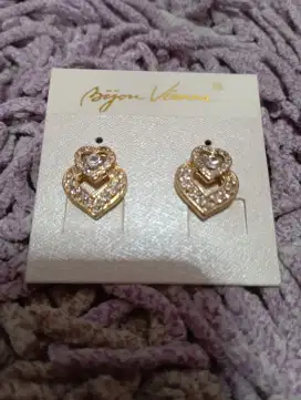 Preloved Anting Tusuk