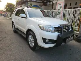 Toyota fortuner 2012 G AT
