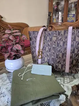 Tas bonia ori terawat