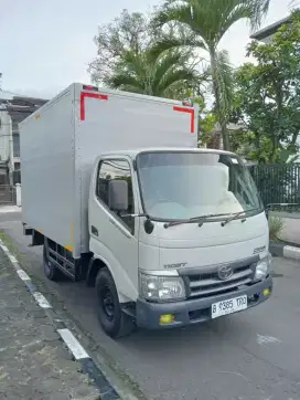 JUMBO TOYOTA DYNA ST 2012 ENGKEL BOX