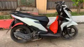 HONDA BEAT PUTIH MULUS 2018