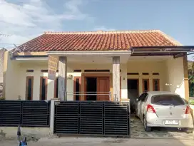 Dijual Rumah Cinunuk SHM