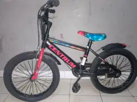 Sepeda anak Merk CENTRUM. 18