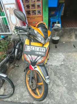 Honda blade repsol