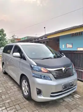 Cash New Vellfire Alphard!!