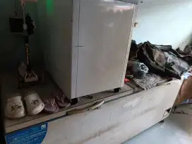 Jualmurah kulkas atau freezer bekas 1200l bonus kulkas kecil