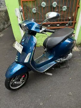 Vespa Sprint Piaggio 150 iGet ABS 2023