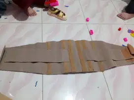 Korset besi buat syaraf kejepit