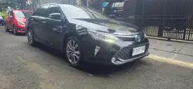 Toyota Camry 2.5 L Hybrid AT