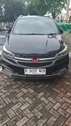 Wuling cortez turbo 1.5L T Lux+ A/T hitam