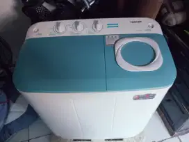 Mesin cuci Toshiba 2 tabung