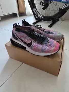 Sepatu NIKE Air Max flyknit racer size 44.5