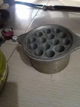 Cetakan sostel 14 lubang