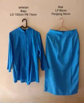Setelan rok size M
