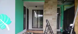 Disewakan tanpa PARANTARa tahunan 33 JT semi perabot
