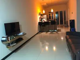 Dijual Rumah di Taman Kopo Indah Bandung Semi Furnished