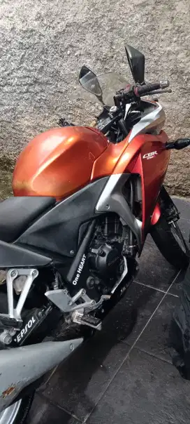 Honda CBR 250 th.2012