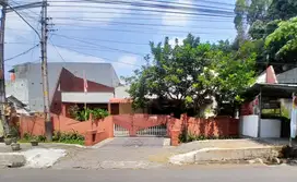 Rumah Klasik Luas Lokasi Premium Pusat Solokota