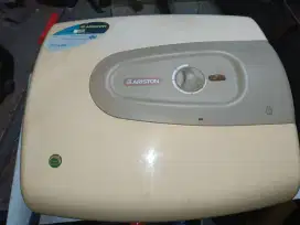 Water hiter ariston