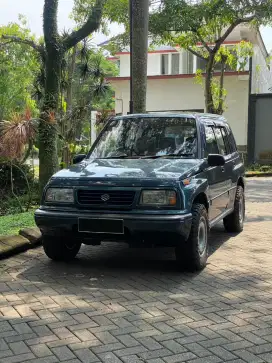 Suzuki Vitara 4x4 M/T