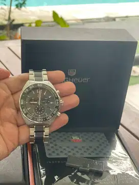 DIJUAL JAM TAG HEUER FORMULA I CHRONOGRAPH TITANIUM COLOUR