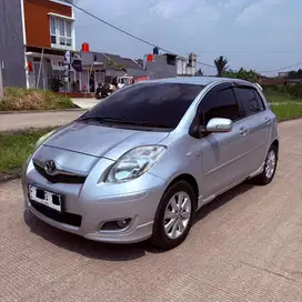 Toyota Yaris E AT 2012 Low KM