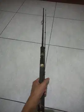 Dijual 2 Joran pancing, Tornado Twist II 562 & Maguro EXTREME STRUGGLE