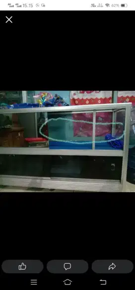 Etalase konter hp