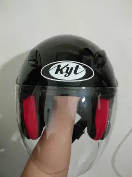 Di jual helm KYT DJ MARU nett
