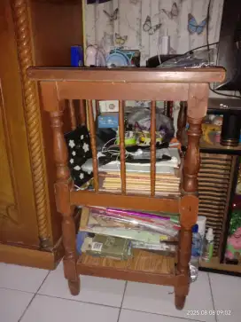 rak buku meja kayu