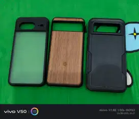 Case Premium buat Google Pixel 8 (Dux Ducis, wood pattern, robot)