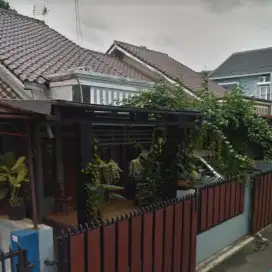 Dijual Rumah dalam Cluster, keamanan 24 jam, Strategis