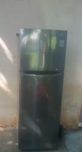 Kulkas 2Pintu merk LG