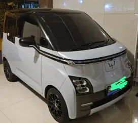 Wuling AirEv 2022 biru long range km rendah