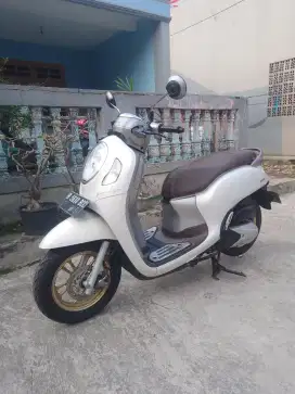 Scoopy prestige 2021 istimewa
