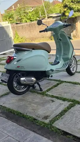 Vespa primavera 2022 deva motor